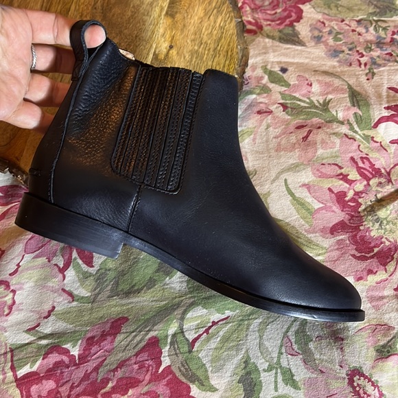 MADEWELL Size 11 Chelsea Boot Black Leather Elastic Side Gusset Pull-On Classic - Picture 12 of 16
